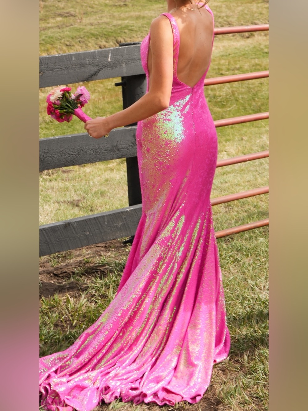 Elegant Hot Pink Sequin Backless Evening Dress